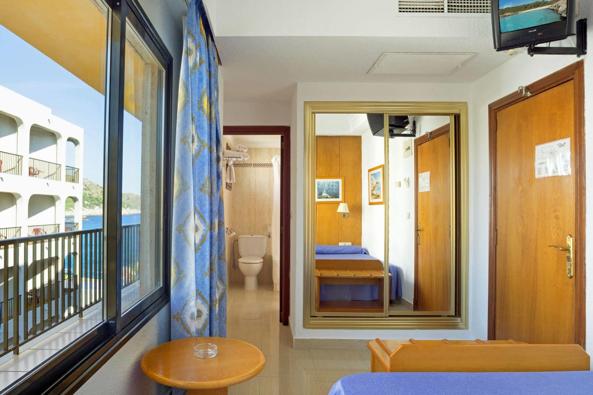 Hotel Hsm Regana - Adults Only Cala Ratjada  Exterior foto